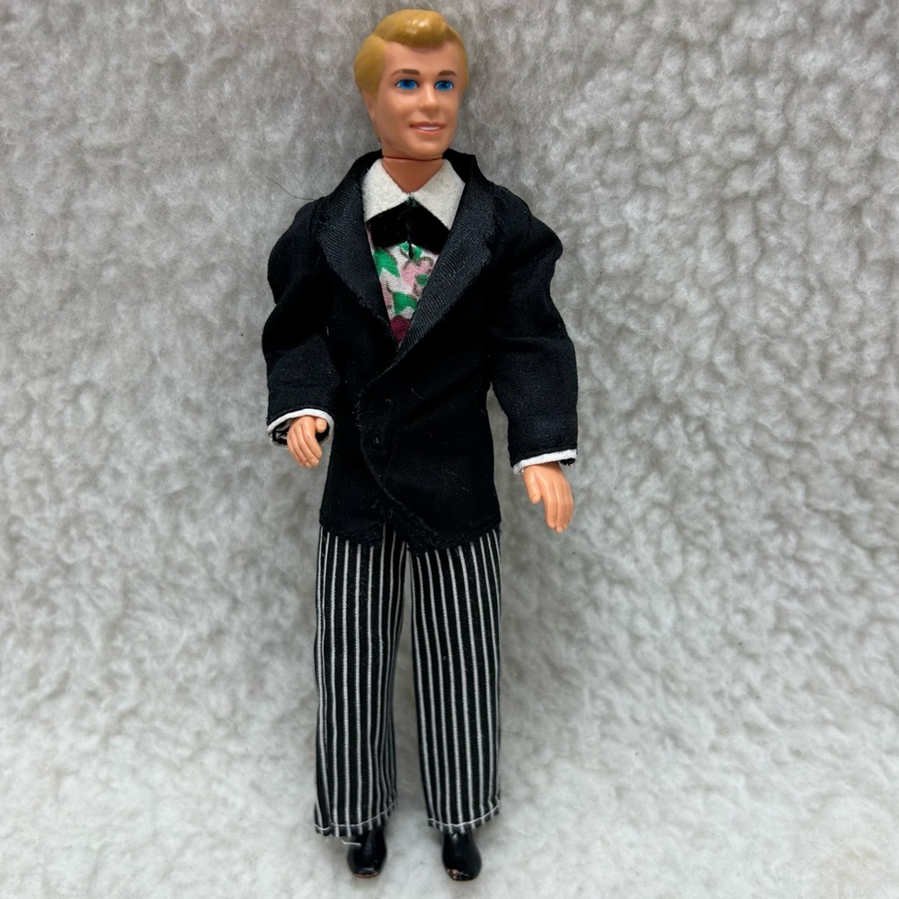 Barbie Ken 90's doll small sz 6.5" fully clothes blonde hair blue eyes vintage